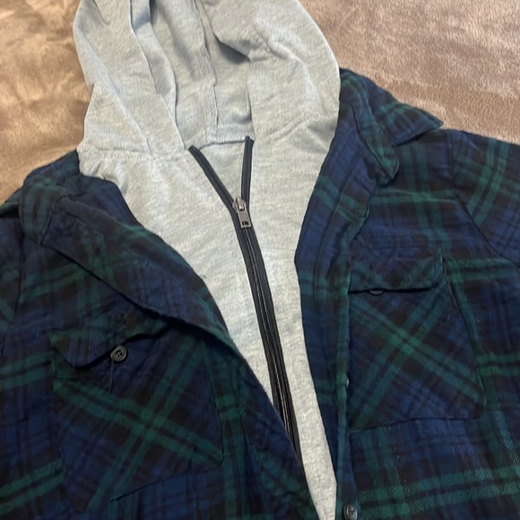 Flannel hooded shirt - Picture 2 of 5